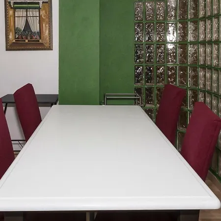 Apartmán Nueva Vista 2º-4 *